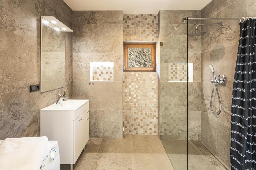 Mountain Apartment Panorama Klinovec โลชนา โปด กลิโนฟเซม ภายนอก รูปภาพ